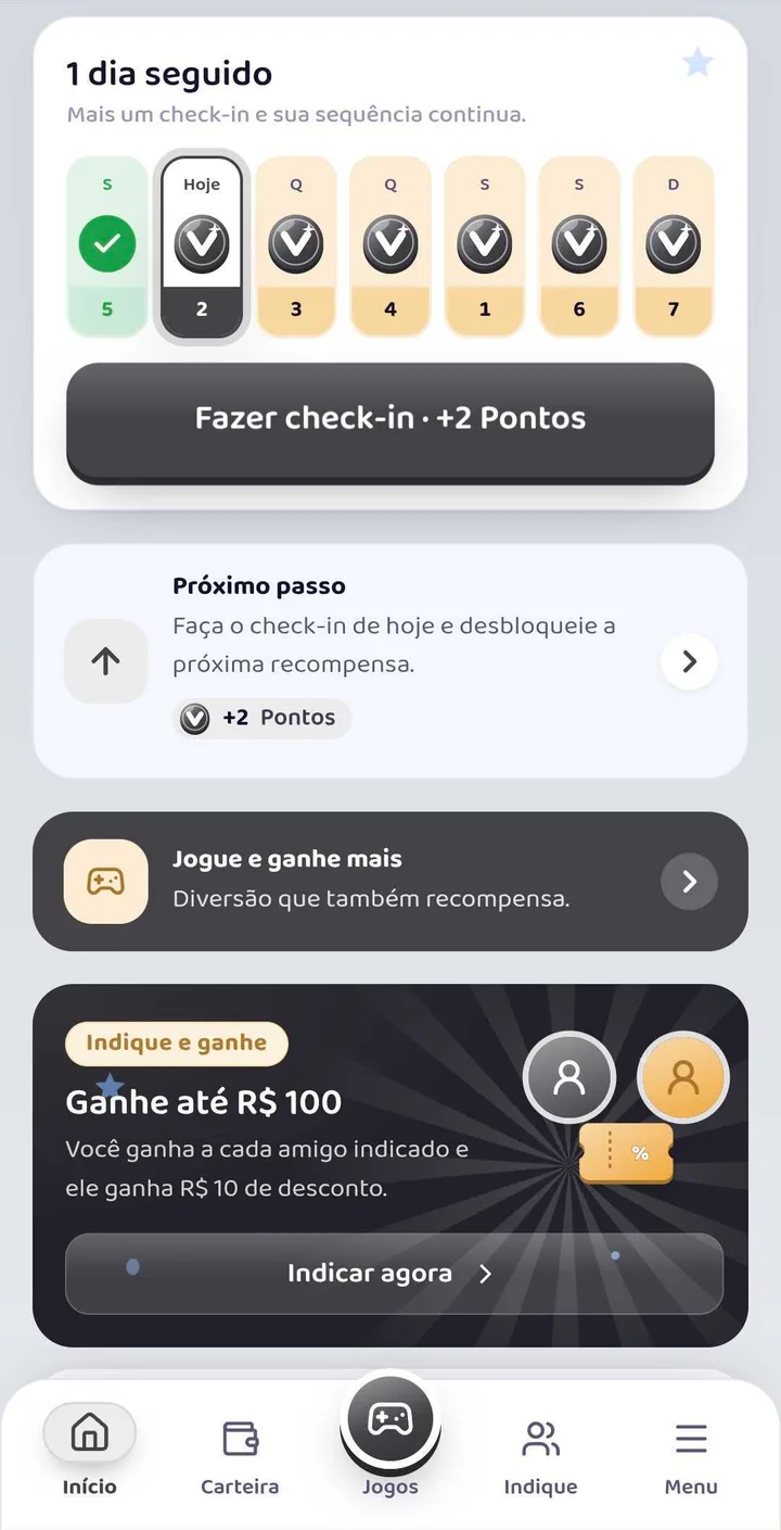 Tela real de conquistas: sequência de check-in diário com pontos por dia, próximo passo da jornada e área de jogos.